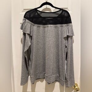 Livi Active Mesh Shoulder Long sleeve Top Size 18/20